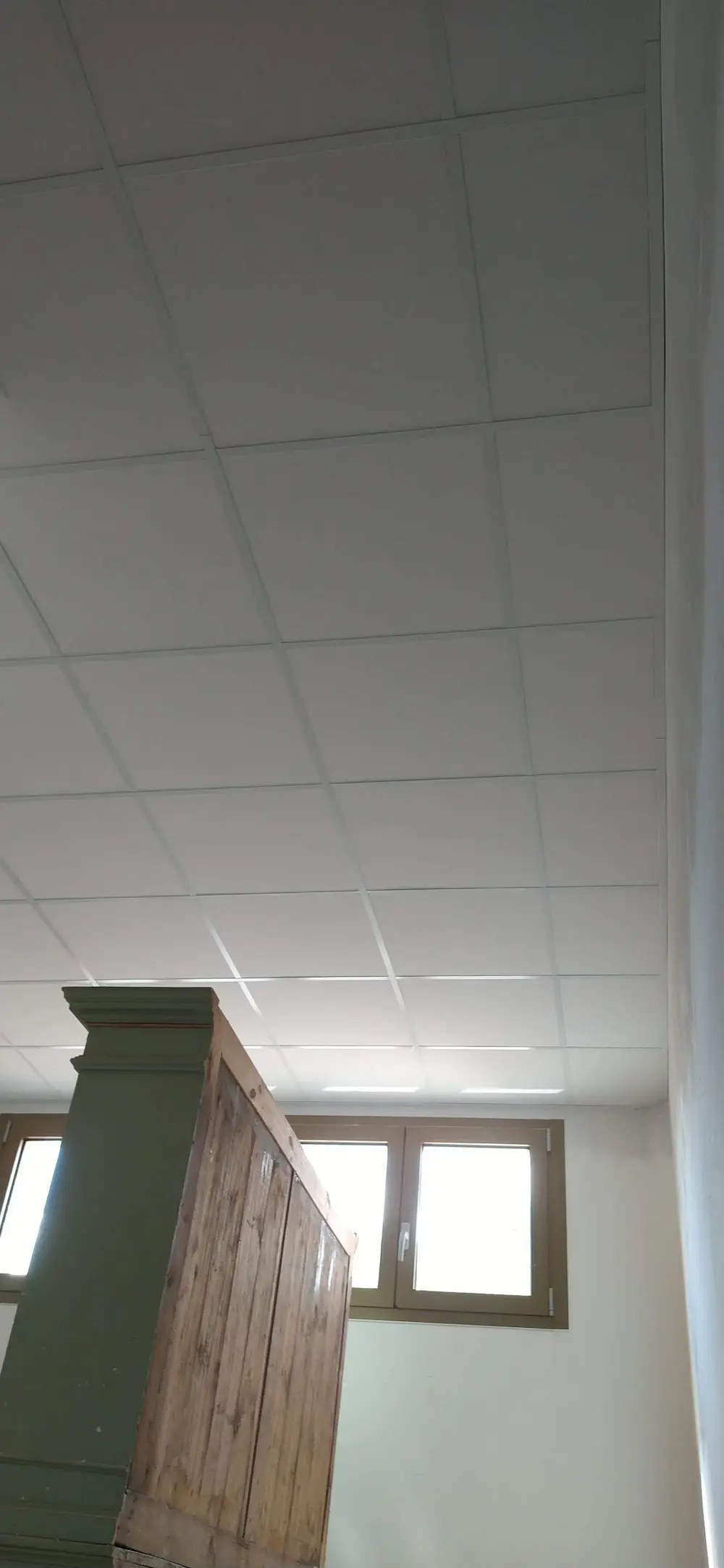 Lavorazioni di posa controsoffitto