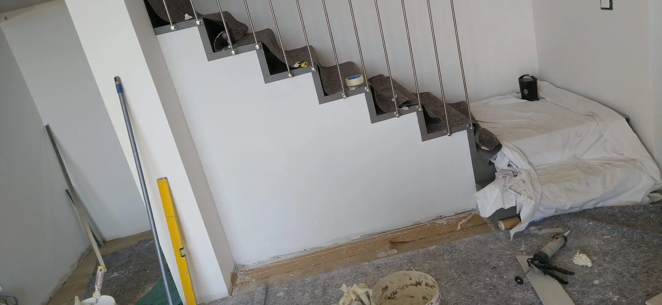 Costruzione Parete in cartongesso su vano scala