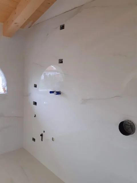 Rivestimento pareti in marmo