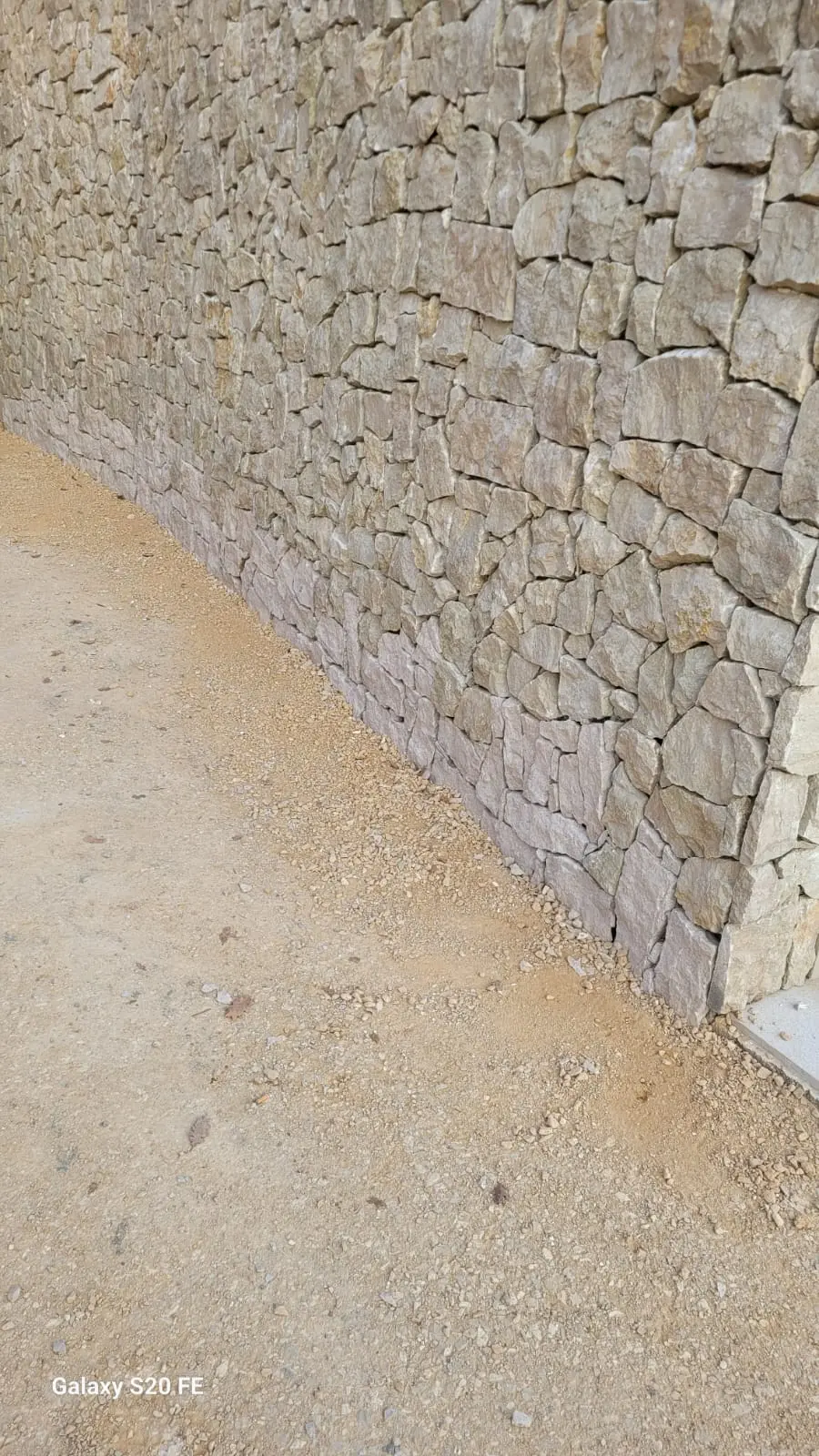 Opere in pietra naturale per villa a Bardolino